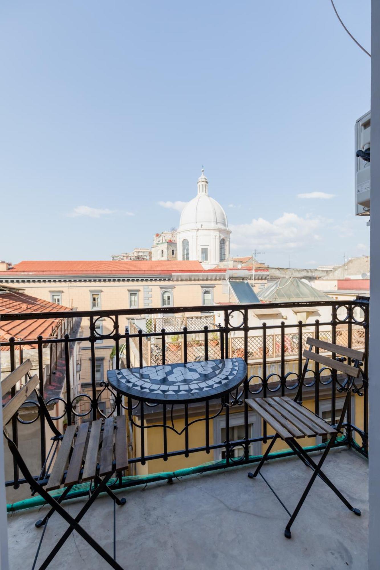 Blu Parthenope Suites Неаполь Экстерьер фото